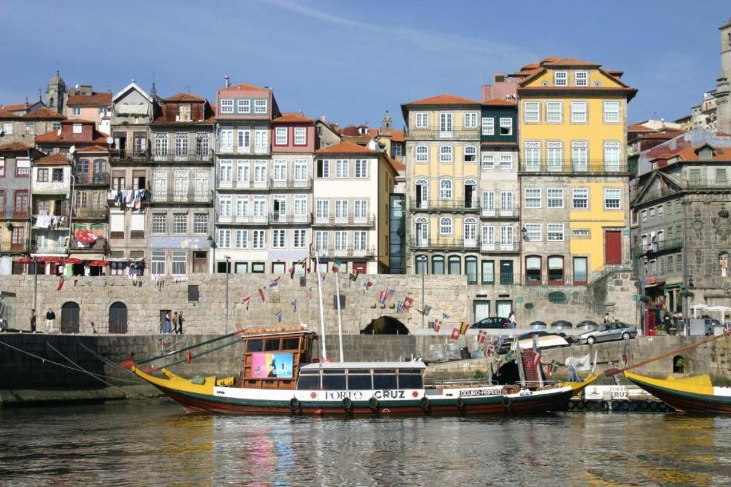 Апартаменты Oporto House Al Мая Экстерьер фото